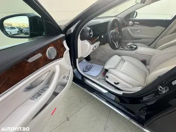 Mercedes-Benz E 220 d 4Matic T 9G-TRONIC Exclusive