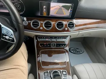 Mercedes-Benz E 220 d 4Matic T 9G-TRONIC Exclusive