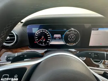 Mercedes-Benz E 220 d 4Matic T 9G-TRONIC Exclusive