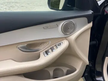 Mercedes-Benz GLC 200 d 4Matic 9G-TRONIC