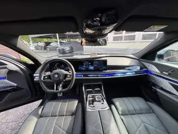 BMW 740 d xDrive M Sport Package TV