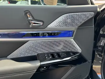 BMW 740 d xDrive M Sport Package TV