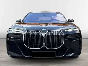 BMW 740 d xDrive M Sport Package TV