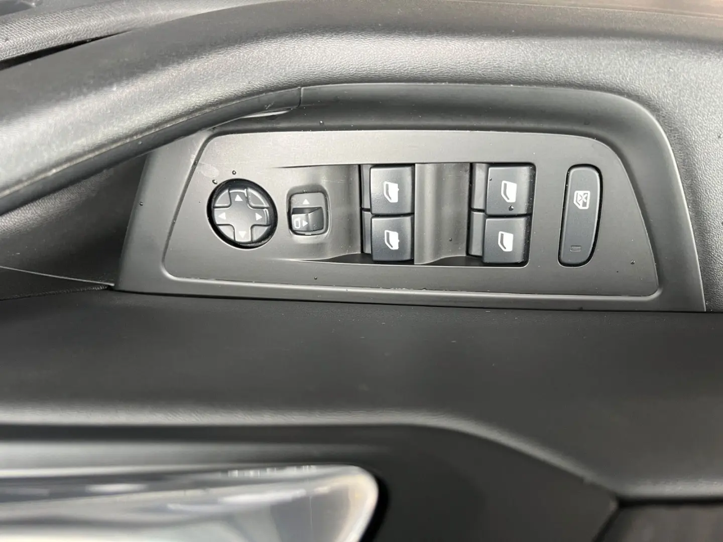 508 Hybrid 225 Allure Pack T.Leder Navi RFK SHZ