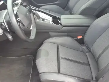 508 1.6 Plug-in-Hybrid Allure Pack   e-EAT8 225