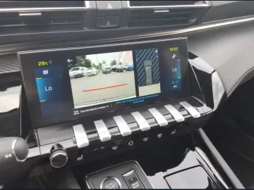 508 1.6 Plug-in-Hybrid Allure Pack   e-EAT8 225