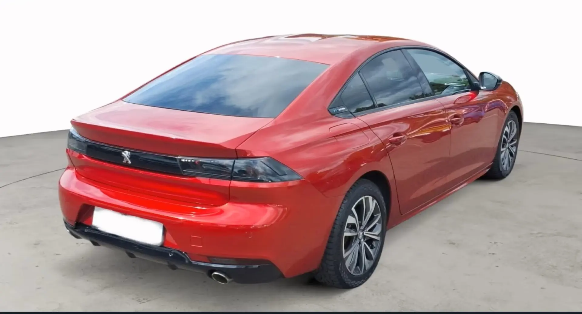 508 1.6 Plug-in-Hybrid Allure Pack   e-EAT8 225