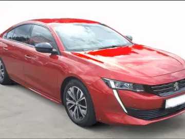 508 1.6 Plug-in-Hybrid Allure Pack   e-EAT8 225