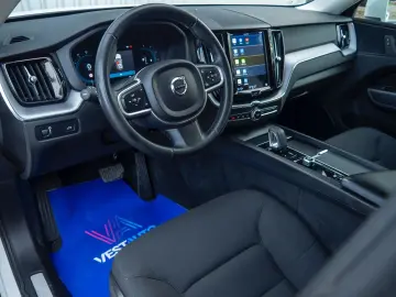 Volvo Xc-60 2021 B4 D Awd Geartronic Momentum