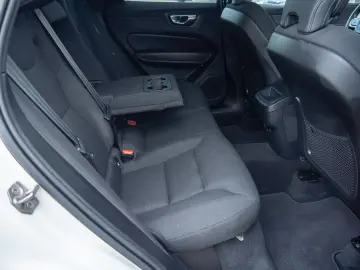 Volvo Xc-60 2021 B4 D Awd Geartronic Momentum