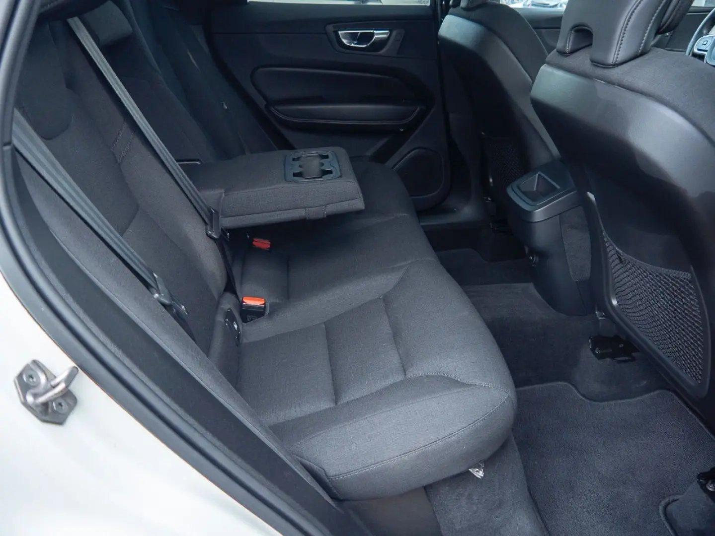 Volvo Xc-60 2021 B4 D Awd Geartronic Momentum