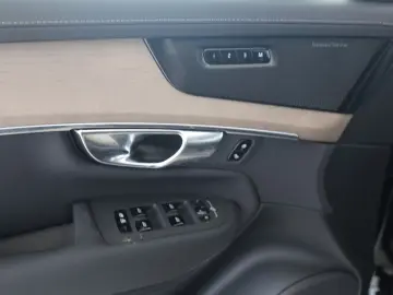 XC90 T8 Facelift Plus Bright 360 Sunroof Cristal H&K