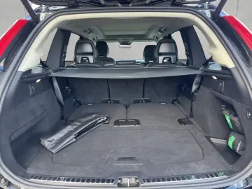 XC90 B5 AWD Plus-Bright 7S 360  AHK