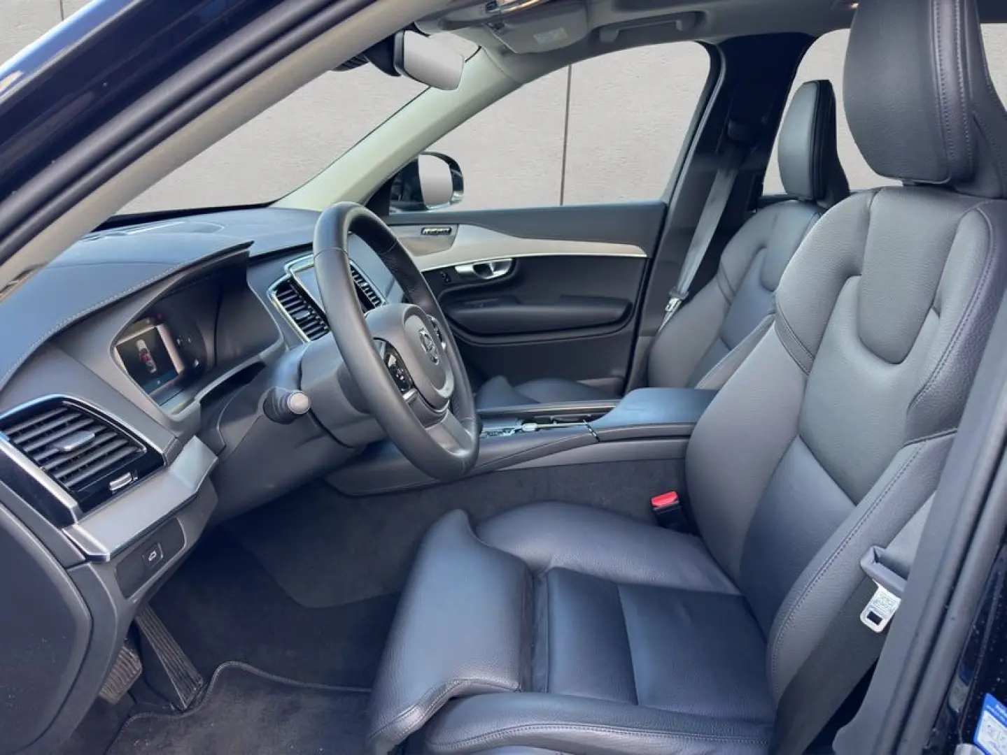 XC90 B5 AWD Plus-Bright 7S 360  AHK