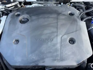 XC90 B5 AWD Plus-Bright 7S 360  AHK