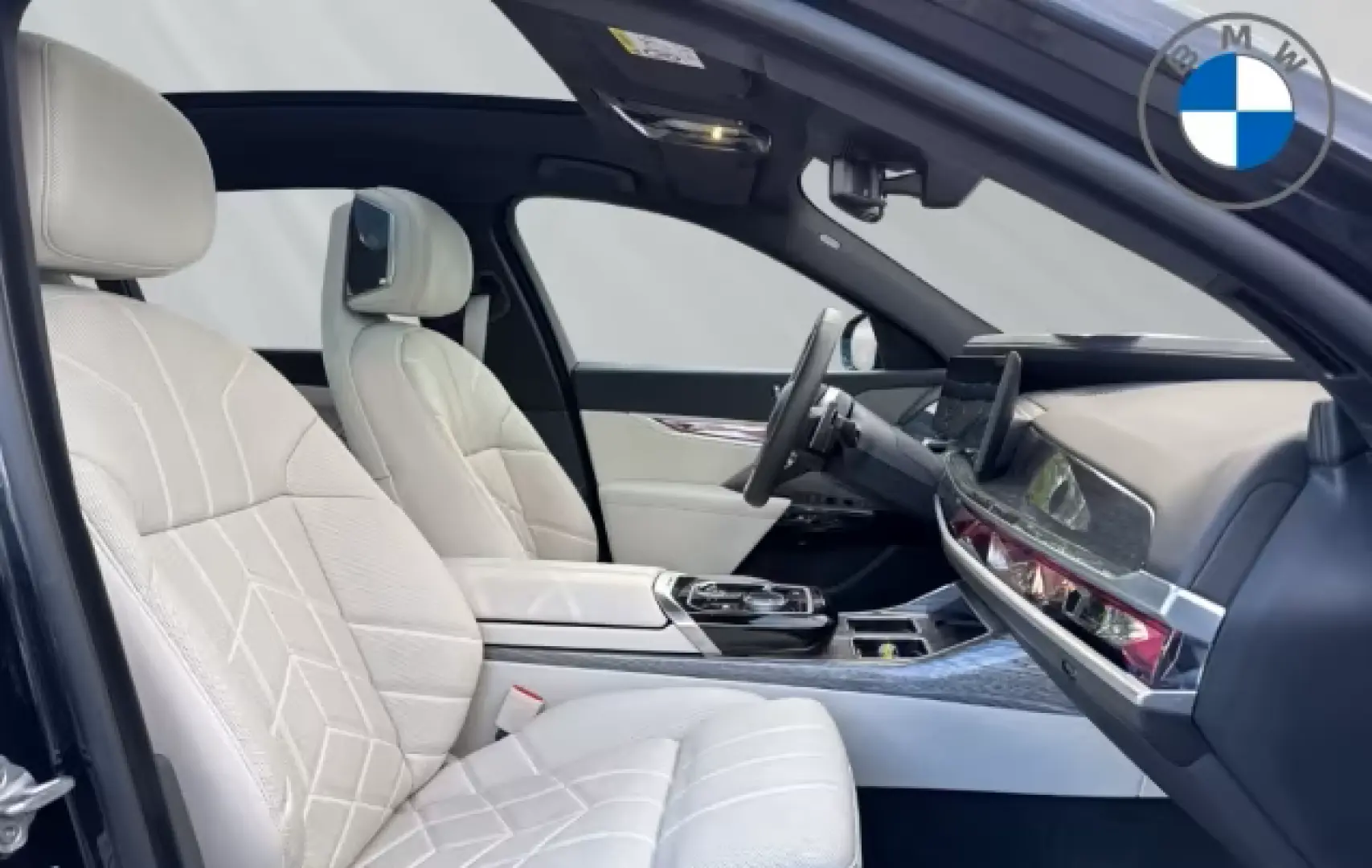 BMW 740 Masaj automat cu uși cu cristal M