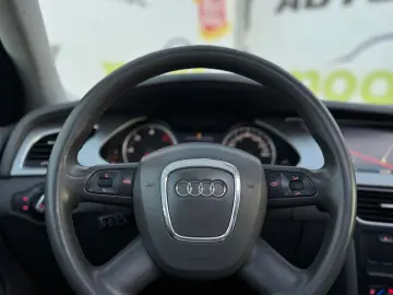 AUDI A4 B8