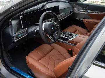 BMW 740 d xDrive M SPORT. MASAJ. CER