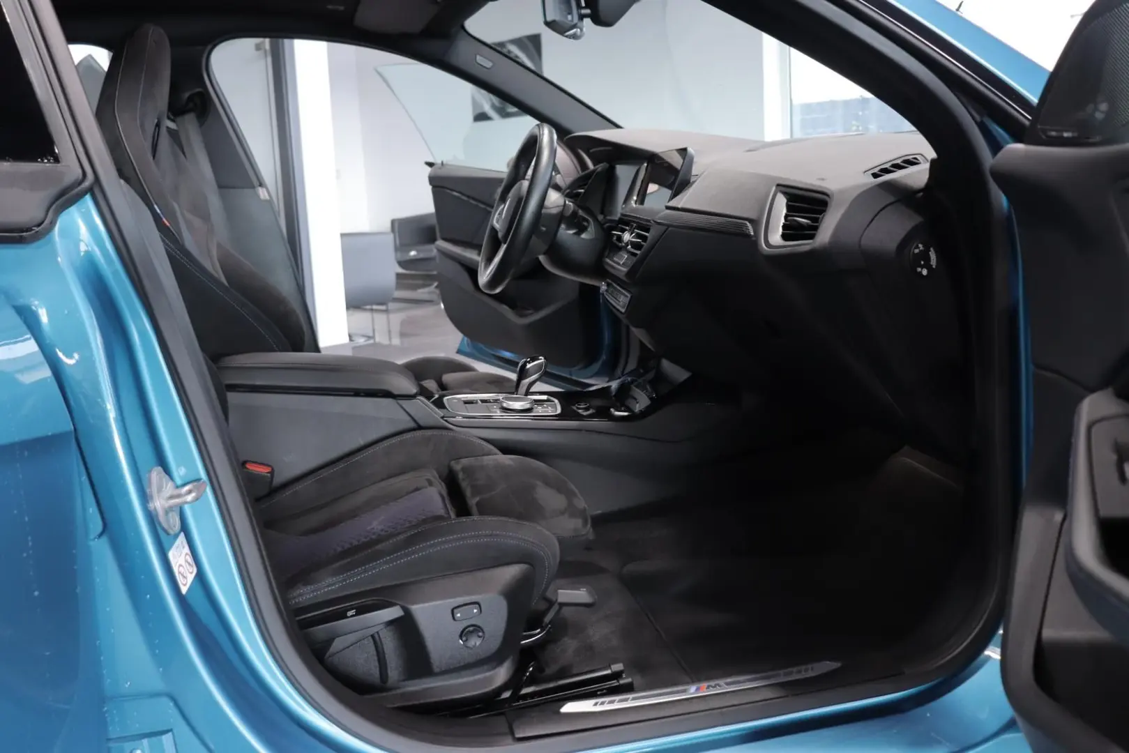 218i Gran Coupé M Sport  PANO ACC HARMAN-KARDON