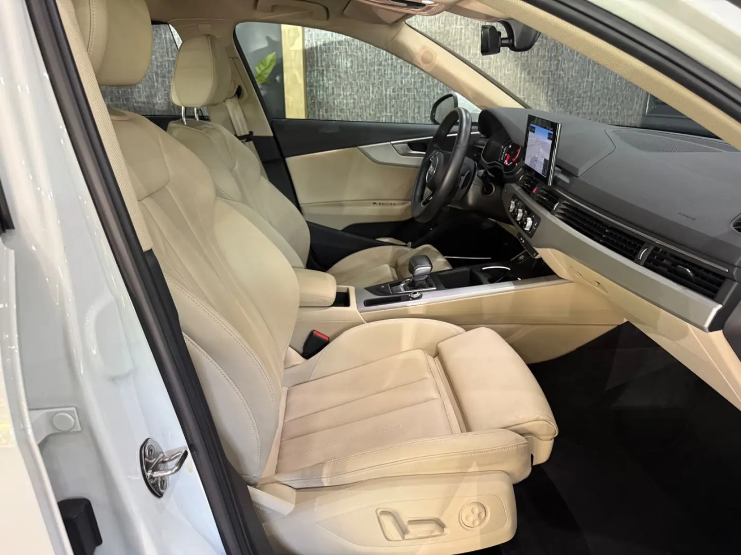 A4 Lim. 30 TDI  LEDER  B&O   MATRIX   Standheizu