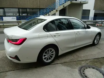 320i Sportline SAG AHK Ledersports ACC