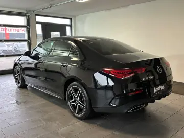 CLA 250 e AMG-Line Night Kamera LED