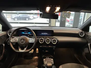 CLA 250 e AMG-Line Night Kamera LED