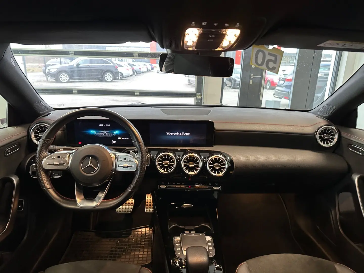 CLA 250 e AMG-Line Night Kamera LED