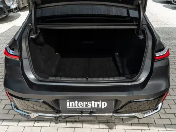 750e M SPORT.SKY.SOFTC.B&W.DR.ASS.360.INDIVIDUAL