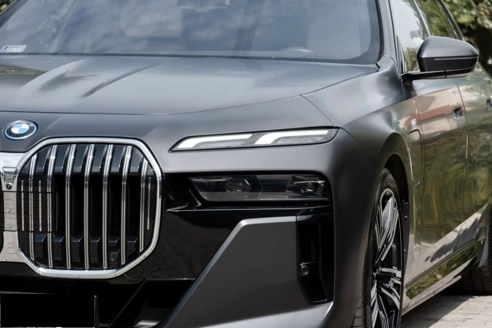 750e M SPORT.SKY.SOFTC.B&W.DR.ASS.360.INDIVIDUAL