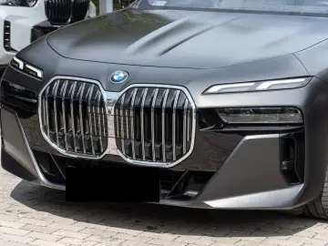 750e M SPORT.SKY.SOFTC.B&W.DR.ASS.360.INDIVIDUAL