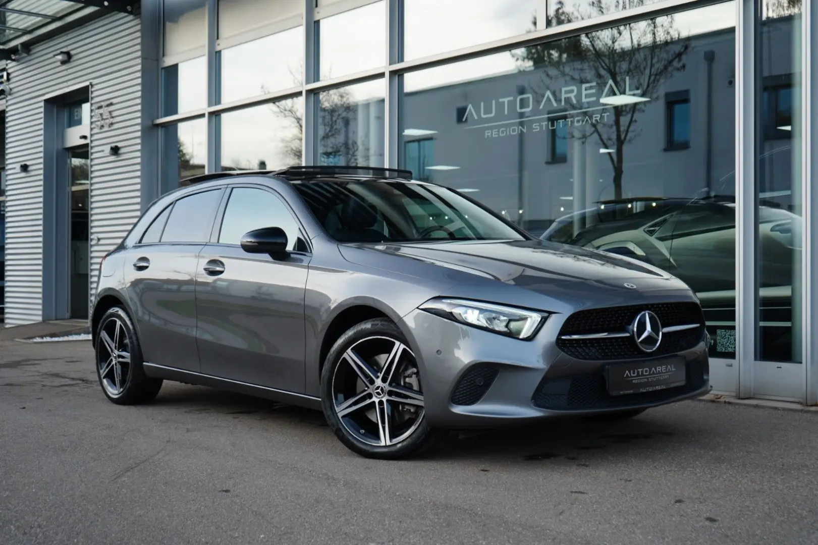 A 250 e PANO LED AMBIENTE NIGHT CARBON SOUNDSYST