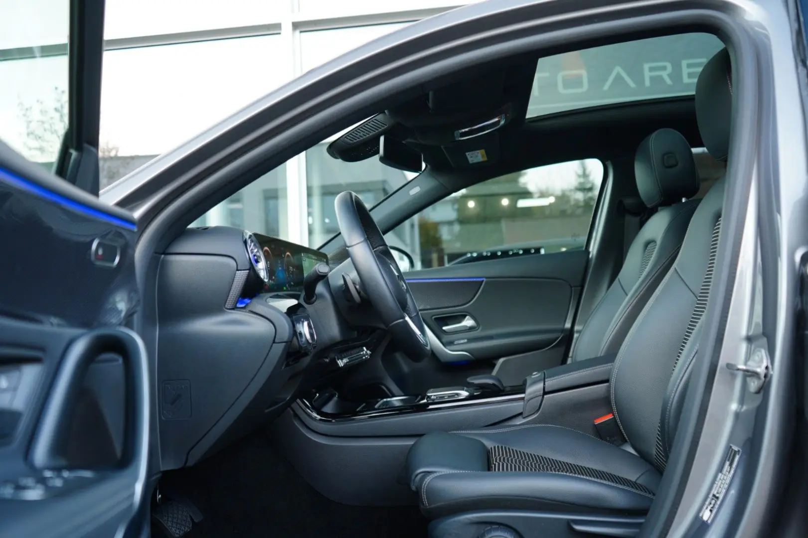 A 250 e PANO LED AMBIENTE NIGHT CARBON SOUNDSYST