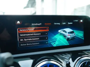 A 250 e PANO LED AMBIENTE NIGHT CARBON SOUNDSYST