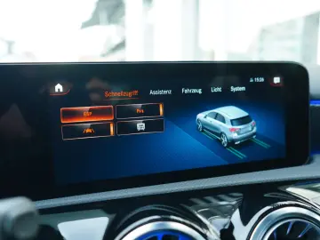 A 250 e PANO LED AMBIENTE NIGHT CARBON SOUNDSYST