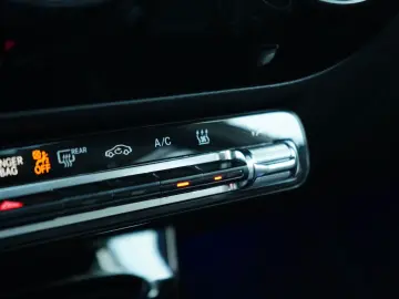 A 250 e PANO LED AMBIENTE NIGHT CARBON SOUNDSYST