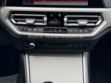 318d Limousine Automatik Leder Navi Live LED AHK