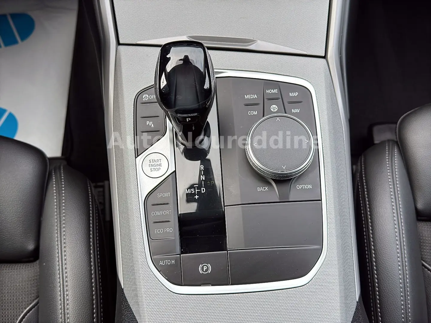 318d Limousine Automatik Leder Navi Live LED AHK