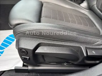 318d Limousine Automatik Leder Navi Live LED AHK