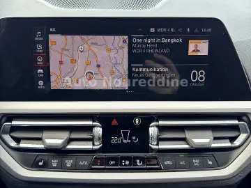 318d Limousine Automatik Leder Navi Live LED AHK