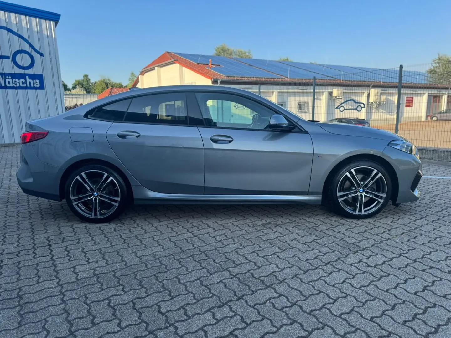 BMW 218i   M-PAKET   AREOPAKET   COMFORT PAKET