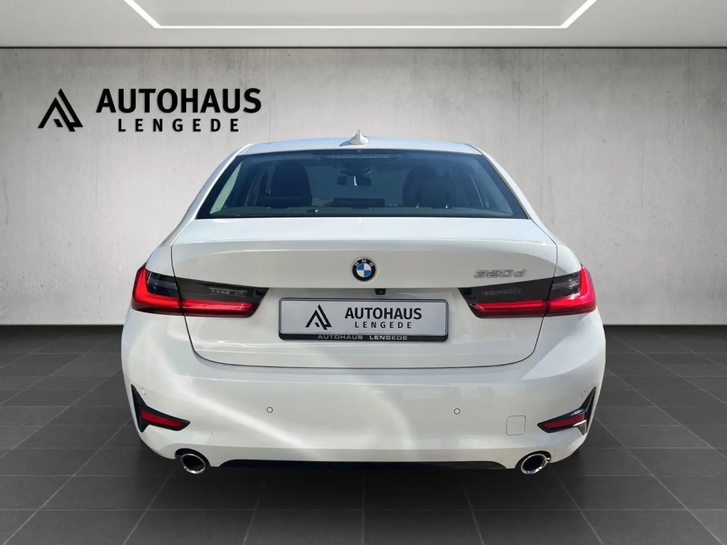 320d Lim. Sport Line  LED  LEDER  KAMERA  LM