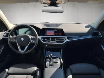 320d Lim. Sport Line  LED  LEDER  KAMERA  LM