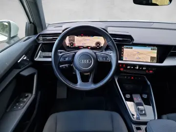 A3 35 TDI Business Klimaauto Pano SHZ Parklenka.