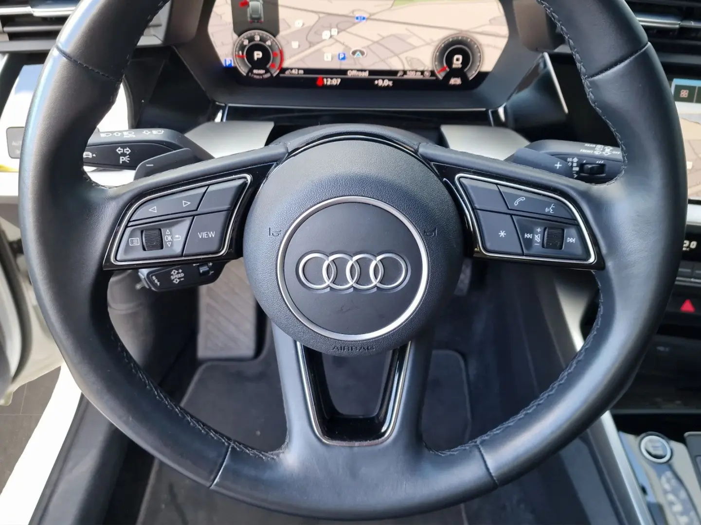 A3 35 TDI Business Klimaauto Pano SHZ Parklenka.