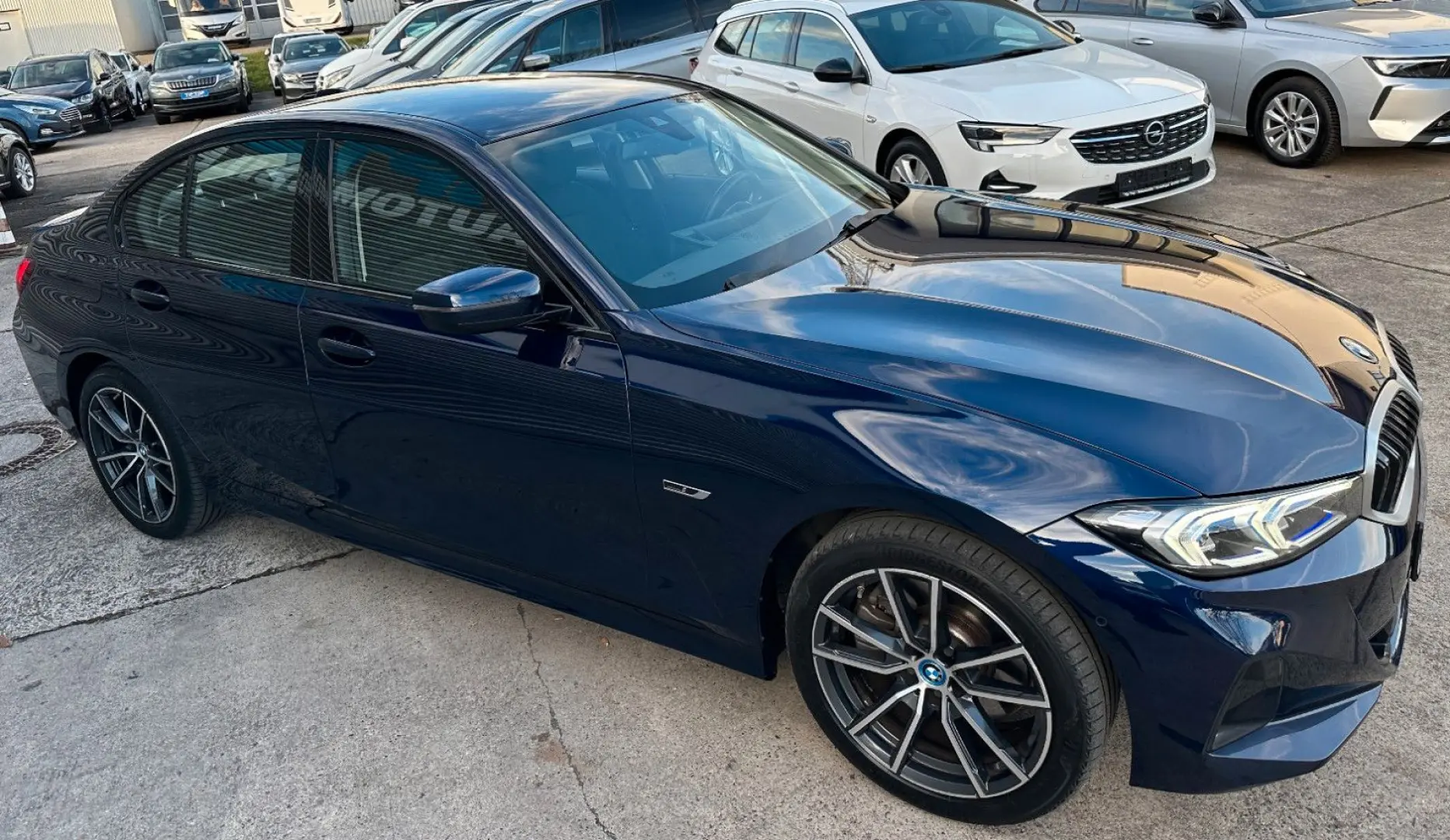 320 e Lim NAVI WIDE-SCREEN LED KAMERA HEAD-UP