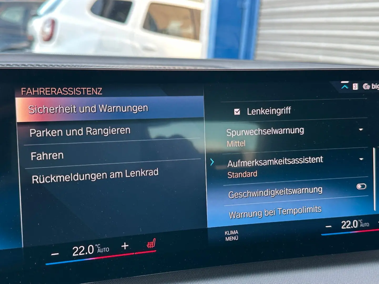 320 e Lim NAVI WIDE-SCREEN LED KAMERA HEAD-UP