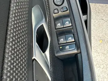 320 e Lim NAVI WIDE-SCREEN LED KAMERA HEAD-UP