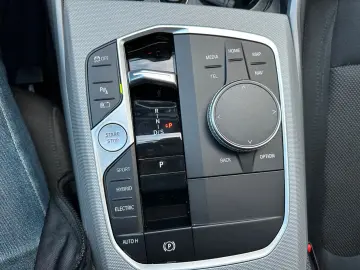 320 e Lim NAVI WIDE-SCREEN LED KAMERA HEAD-UP