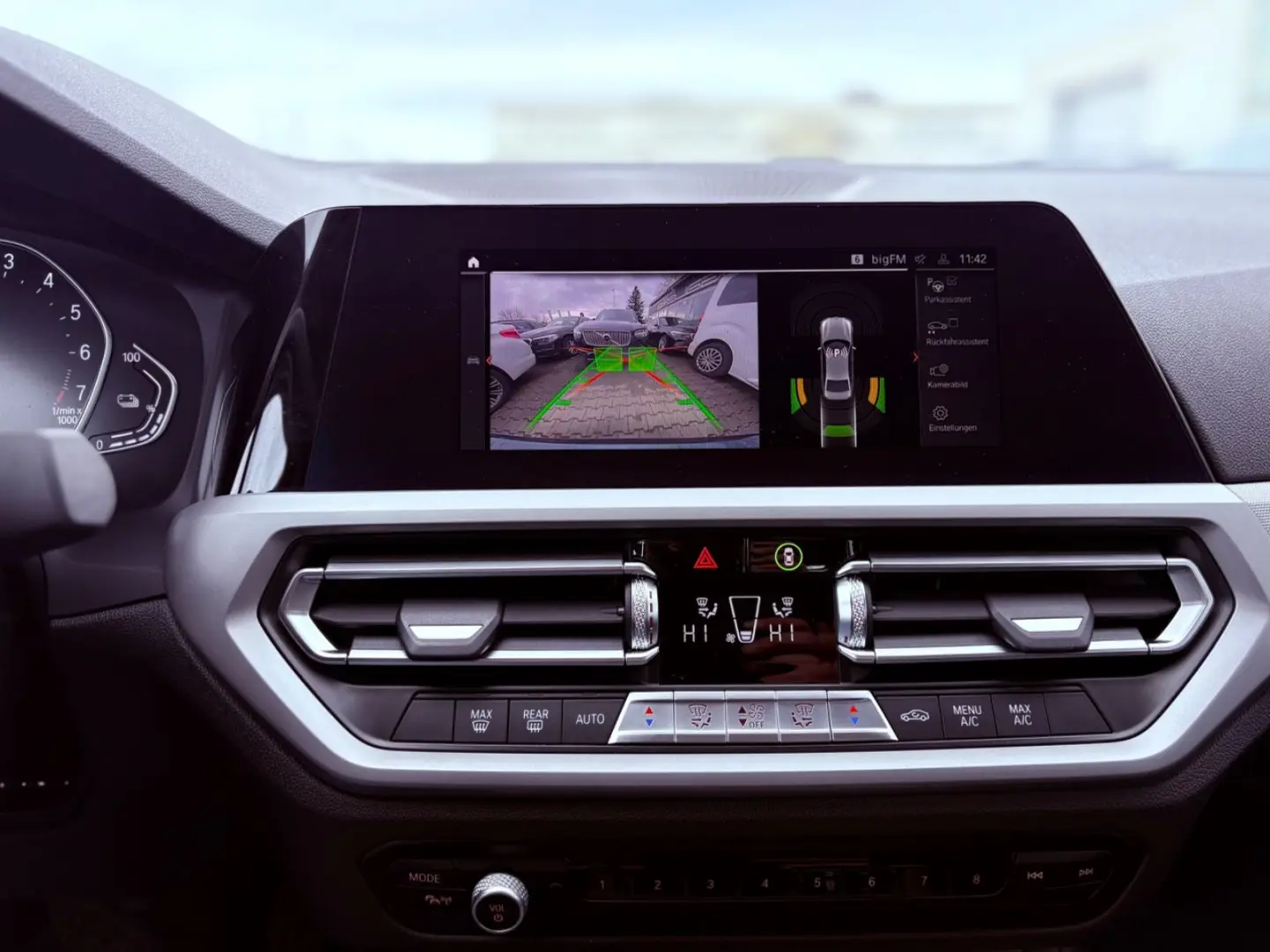 330e Lim. G20 Navi orig. LED-Sch.